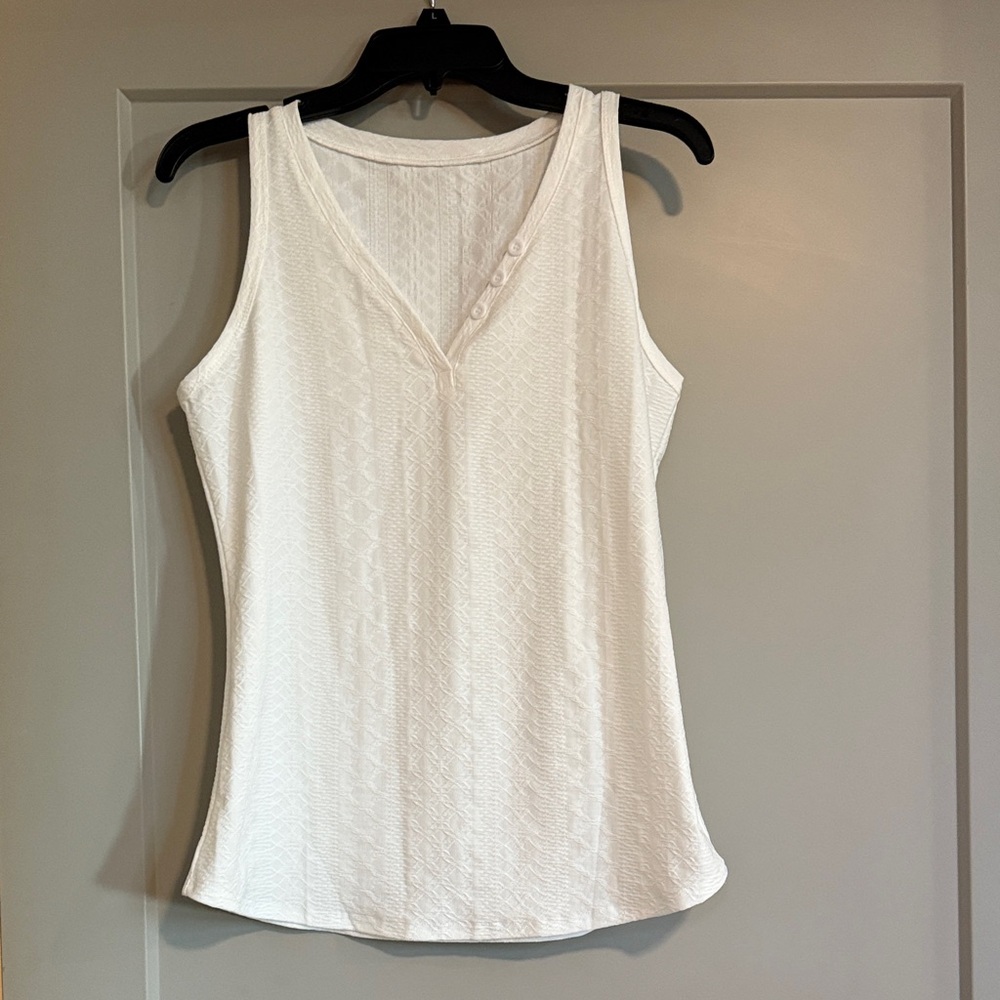 Elegant White Sleeveless Top